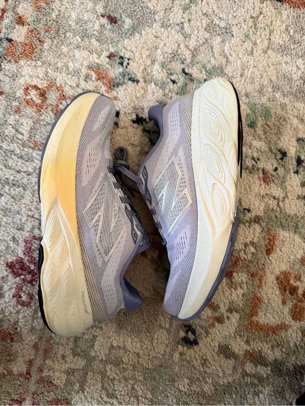 New Balance 880s Women's Sneakers - Light Lavender and Pale Yellow